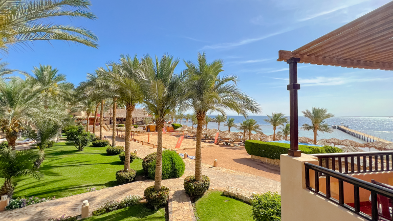 Tamra Beach Resort - Miniature 5
