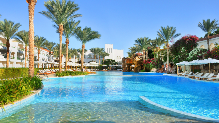 Baron Palms Resort - Miniature 1