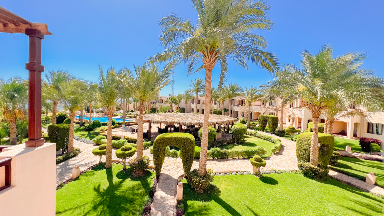 Tamra Beach Resort - Miniature 4